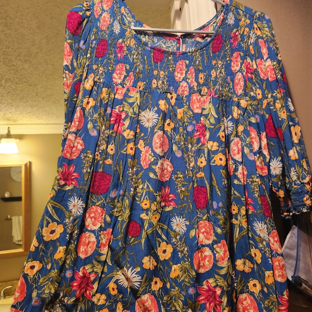 Floral top